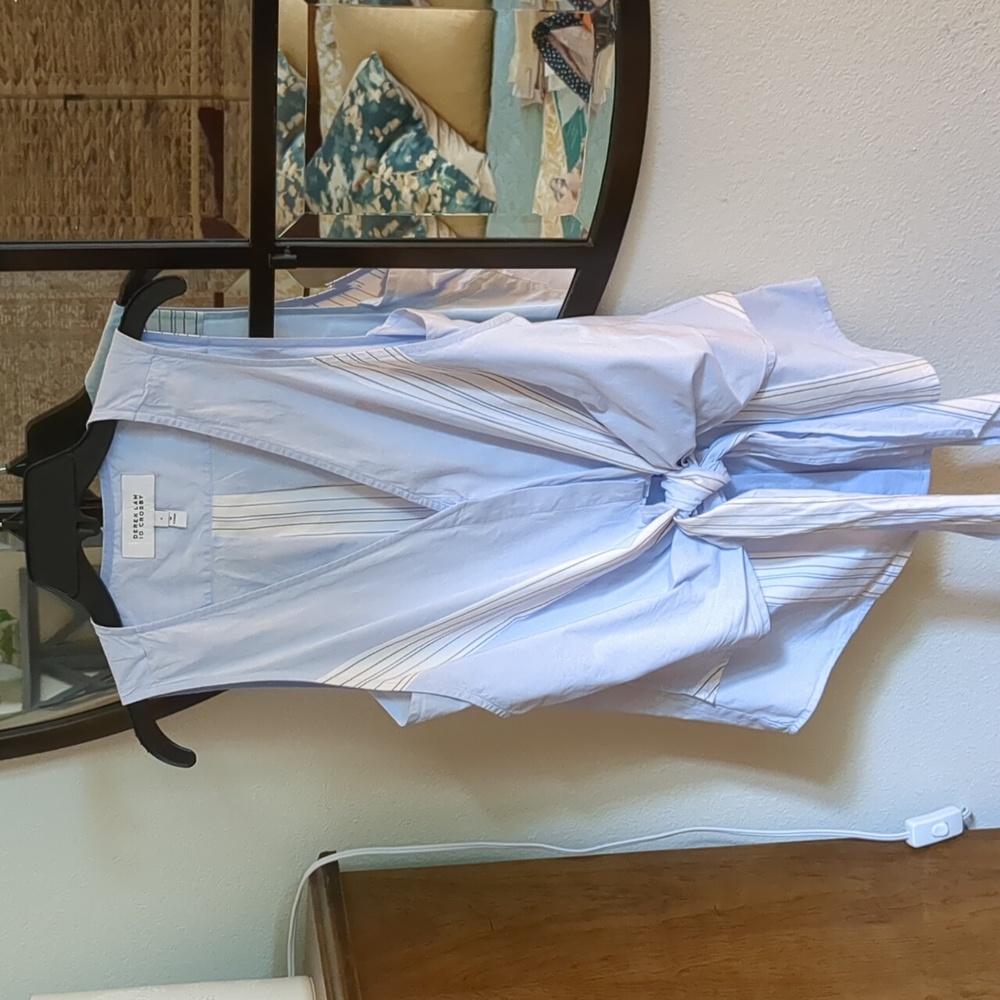 Sleeveless tie blouse/cami combo